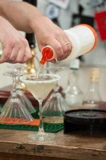 Save & Pour Bottle - US Quart - Orange