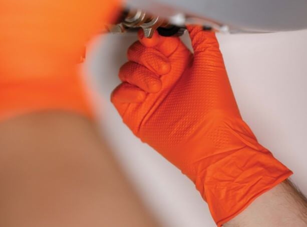 Nitrile Examination Gloves, Powder Free, Orange - M