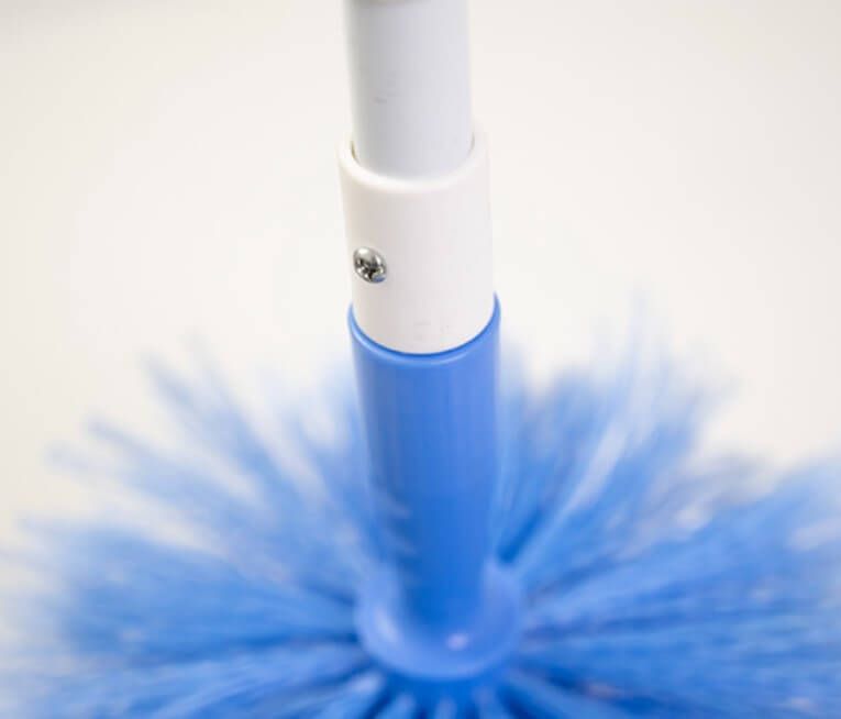 Domed Cobweb Brush with Telescopic Handle