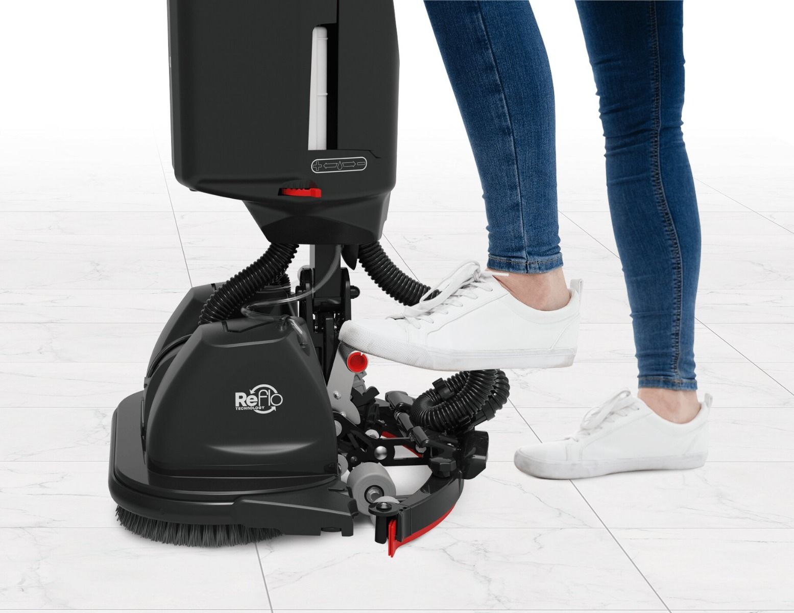 Numatic 440NX-RC Compact Scrubber Dryer with one battery